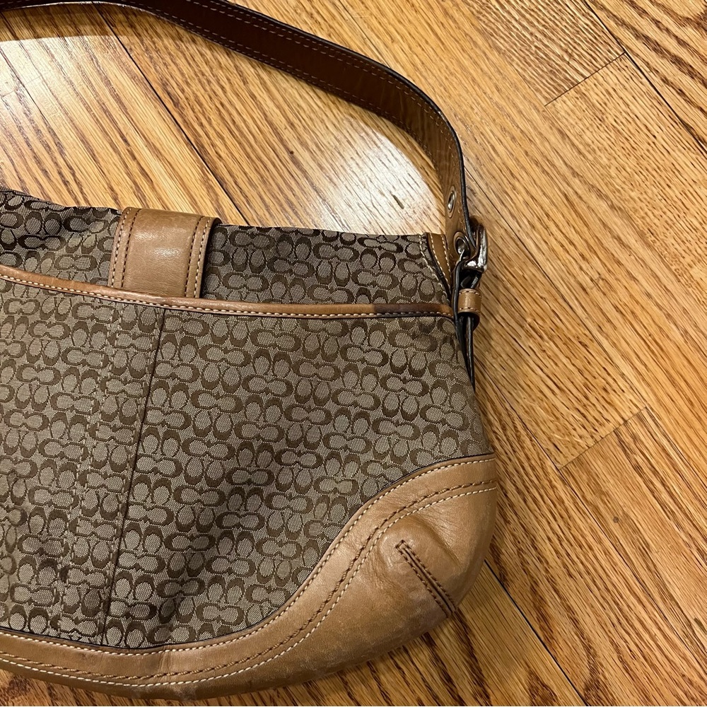 Vintage Y2K Coach Signature Soho Medium Shoulder Bag Brown British Tan F10926 - Picture 9 of 15